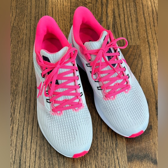 Nike Air Zoom Pegasus 39 - Gray and Pink - Womens Size 9 - Picture 1 of 6